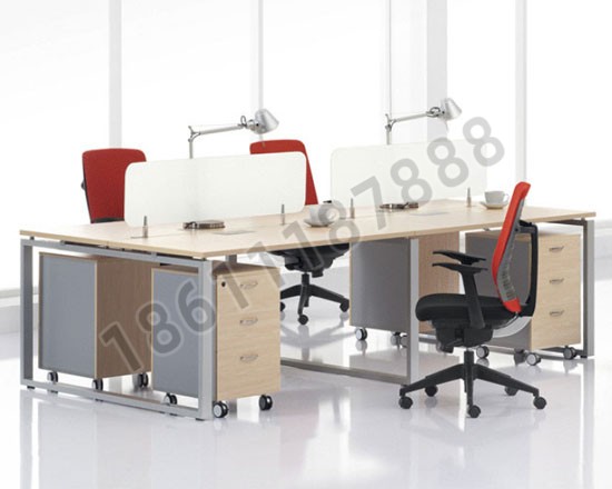 點(diǎn)擊查看商品:屏風(fēng)桌